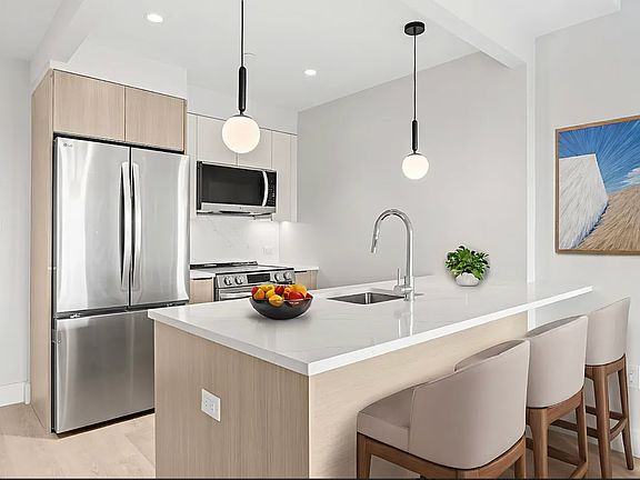 2nd image of 43-25 52nd St #5FC