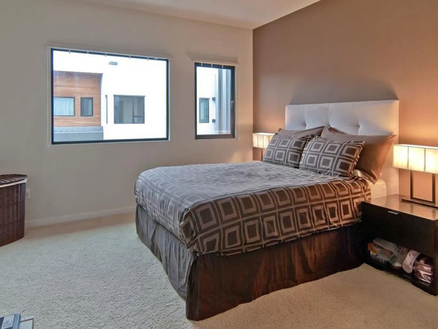 2 bed, 2.5 bath, 1203 sqft, $3,400 — Photo 4