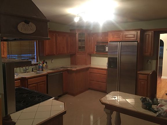Large Eat in Kitchen