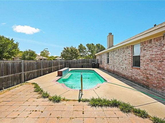 5th image of 7209 Park Creek Cir E
