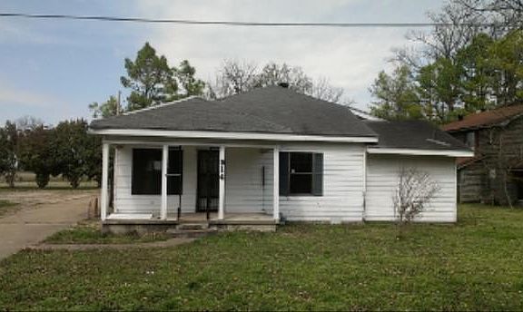 2nd image of 914 W Semmes Ave