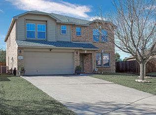 2147 Van Zandt Dr, Grand Prairie, TX 75052