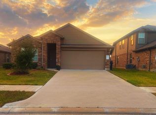 8310 Rose Petals Ln, Rosharon, TX 77583