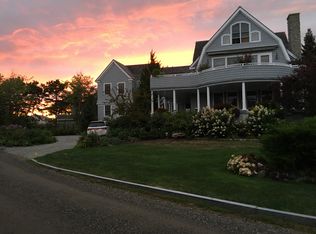 39 Bayberry Ave, Kennebunk, ME 04043