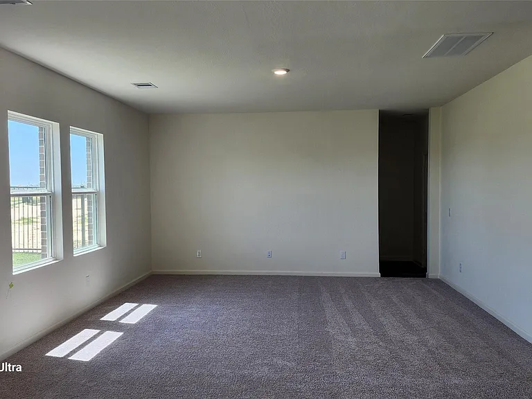 27215 Blue Pool Dr — Photo 5
