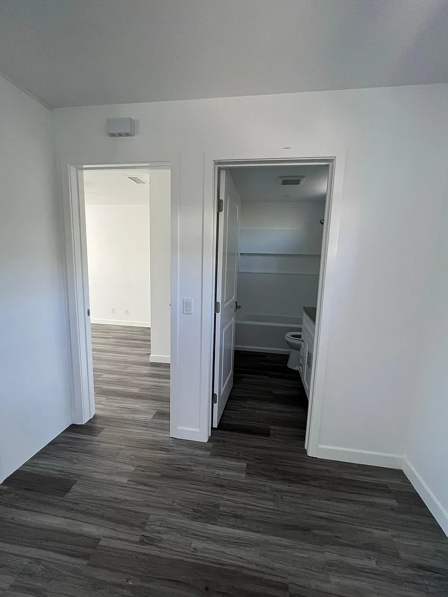 Photo 2 of 10 - 3143 W Lanerose Dr #I - Anaheim, CA Building Photo - 3143 W Lanerose Dr #I