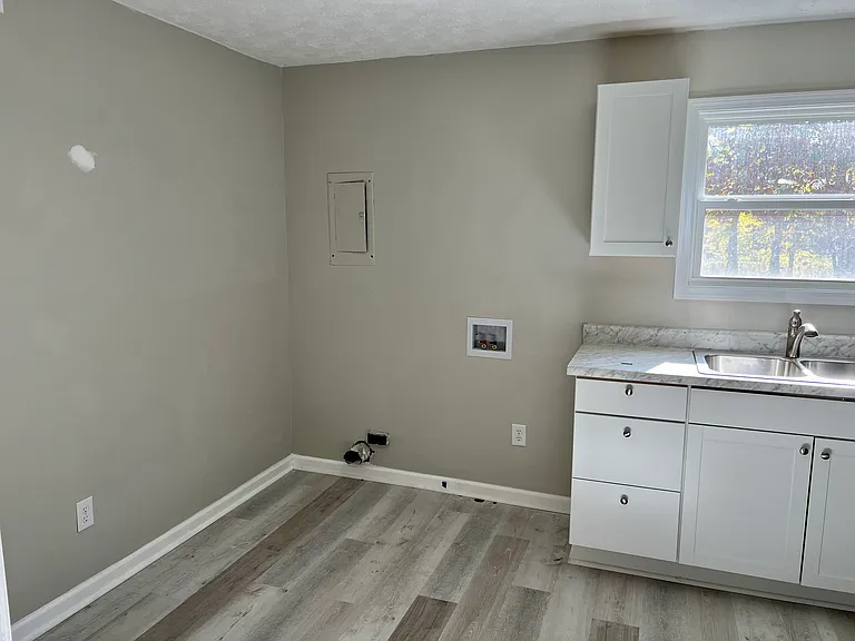 315 Bybee Branch Rd #F — Photo 4
