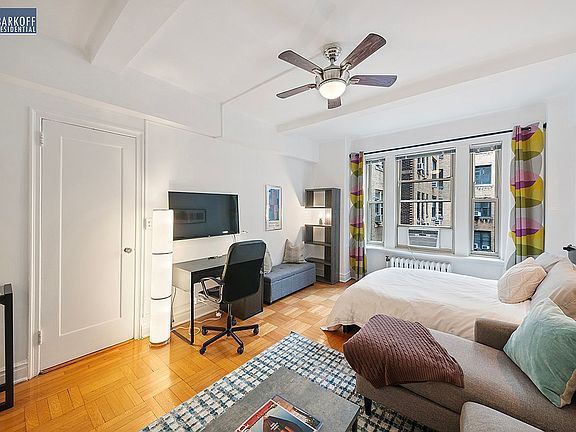 4th image of 24 5th Ave APT 1221