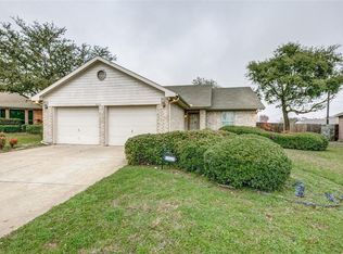 8002 Marielle Cir, Dallas, TX 75232