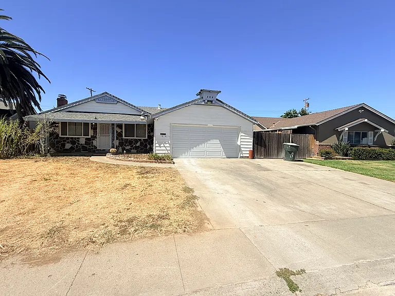 5409 Frawley Way — Photo 2