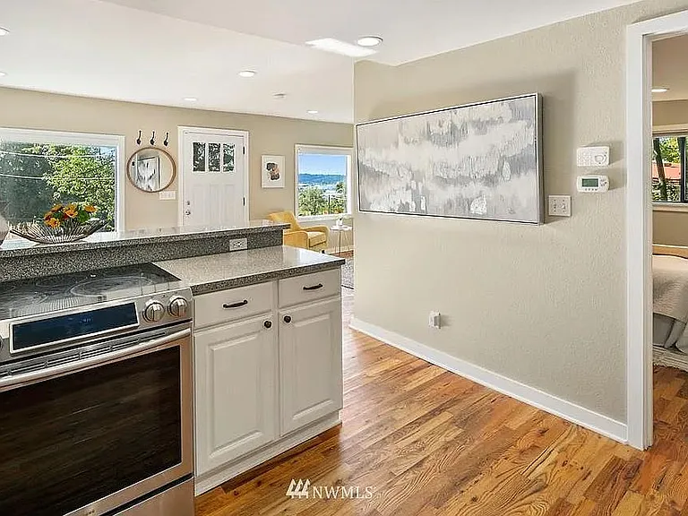 10908 49th Ave S — Photo 12