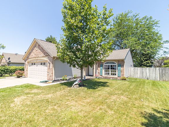 2nd image of 1442 E McClarnon Dr