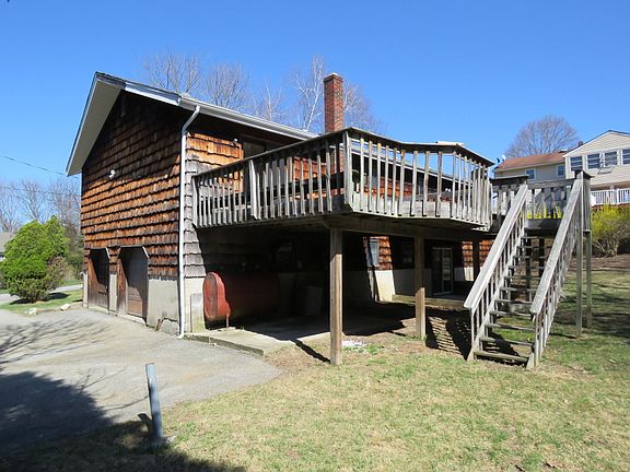 3rd image of 3 Kimberly Ln