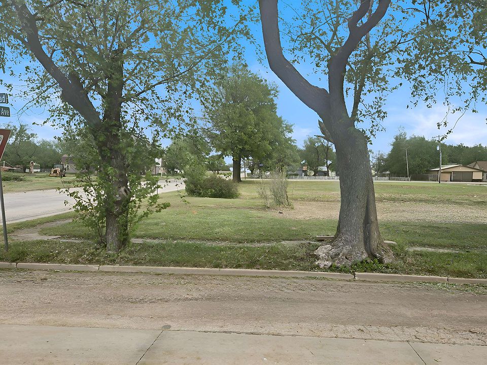 1st image of 111 S Kansas Ave