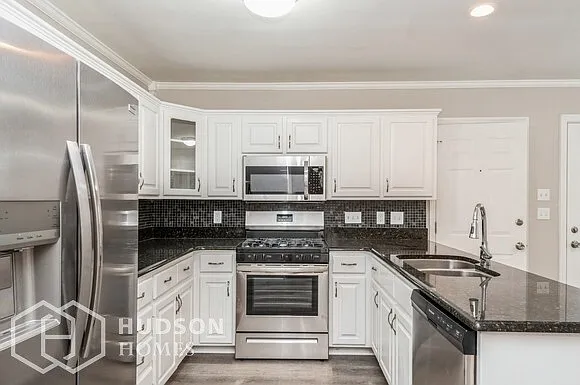 2802 Cross Tie Ln — Photo 7