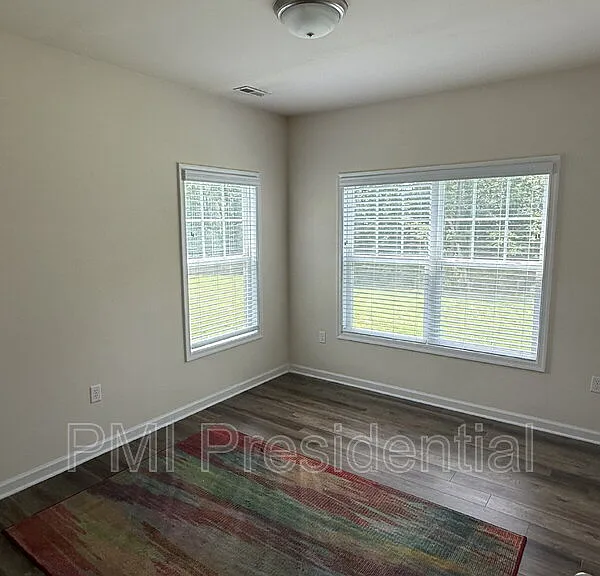 7044 Hepworth Dr — Photo 9