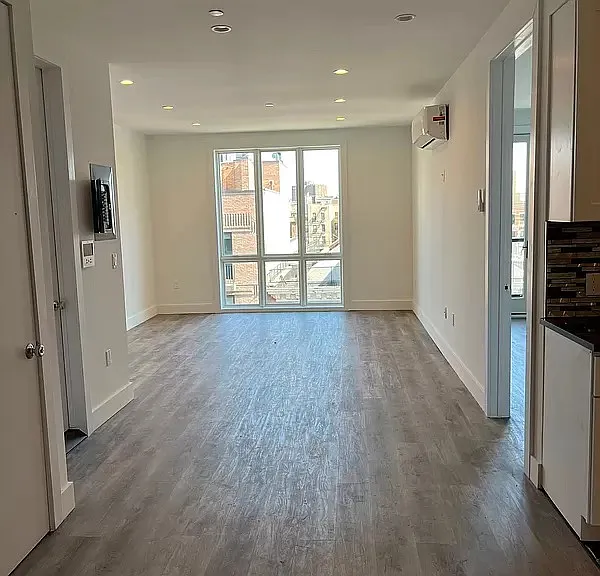 440 E 115th St #6A — Photo 2