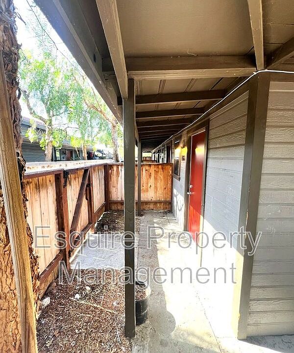 2nd image of 309 Hill St #108