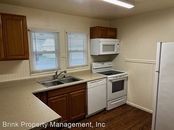 3rd image of 22669 Pacific Hwy S APT A