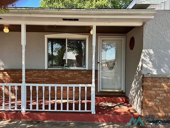2nd image of 607 Chavez St