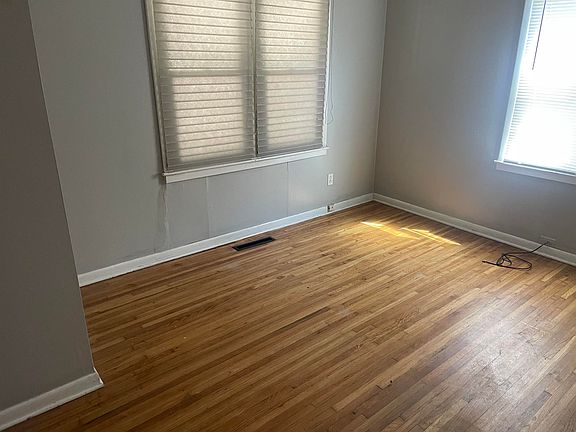 5th image of 2309 W Graber St