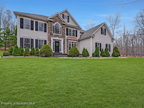120 Highland Rd, Roaring Brook Twp, PA 18444