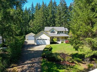5635 NW Millglade Ln, Bremerton, WA