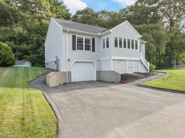 97 Eagle Dr #97, Douglas, MA 01516
