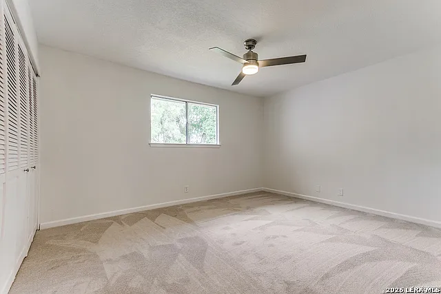 8214 Banbury Dr — Photo 24