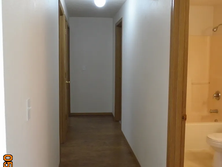 382-384 Shamrock St #382 — Photo 9