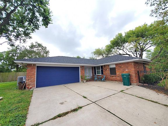 5th image of 2112 Marlen Ave