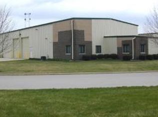 2220 Oak Leaf St, Joliet, IL 60436