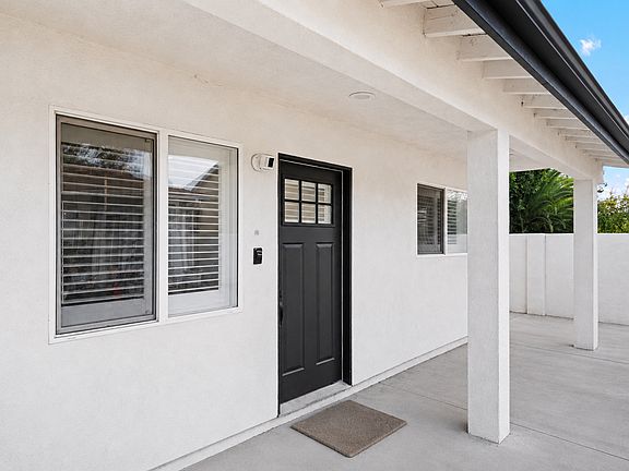 3rd image of 6340 Ventura Canyon Ave