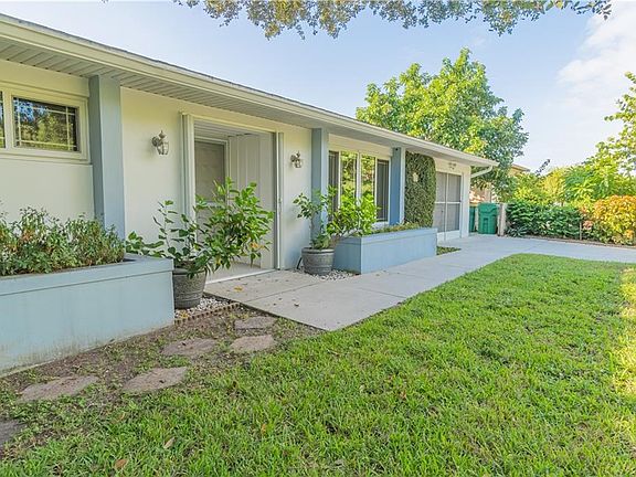5th image of 20479 Albury Dr