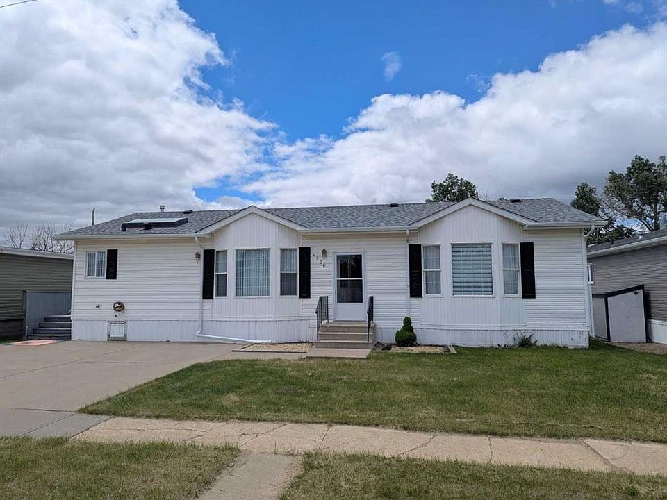 1st image of 4926 E 59th St