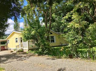 1545 Camp Baker Rd, Medford, OR 97501