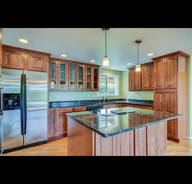 491 Hazelwood Dr