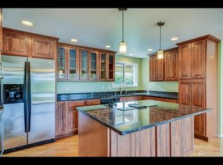 491 Hazelwood Dr, Oak Harbor, WA 98277