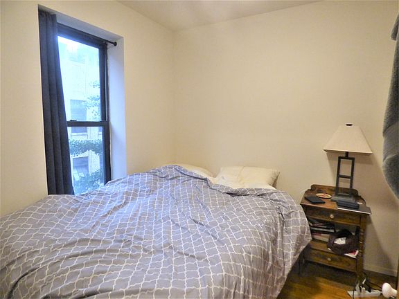 5th image of 26 Leroy St #4A