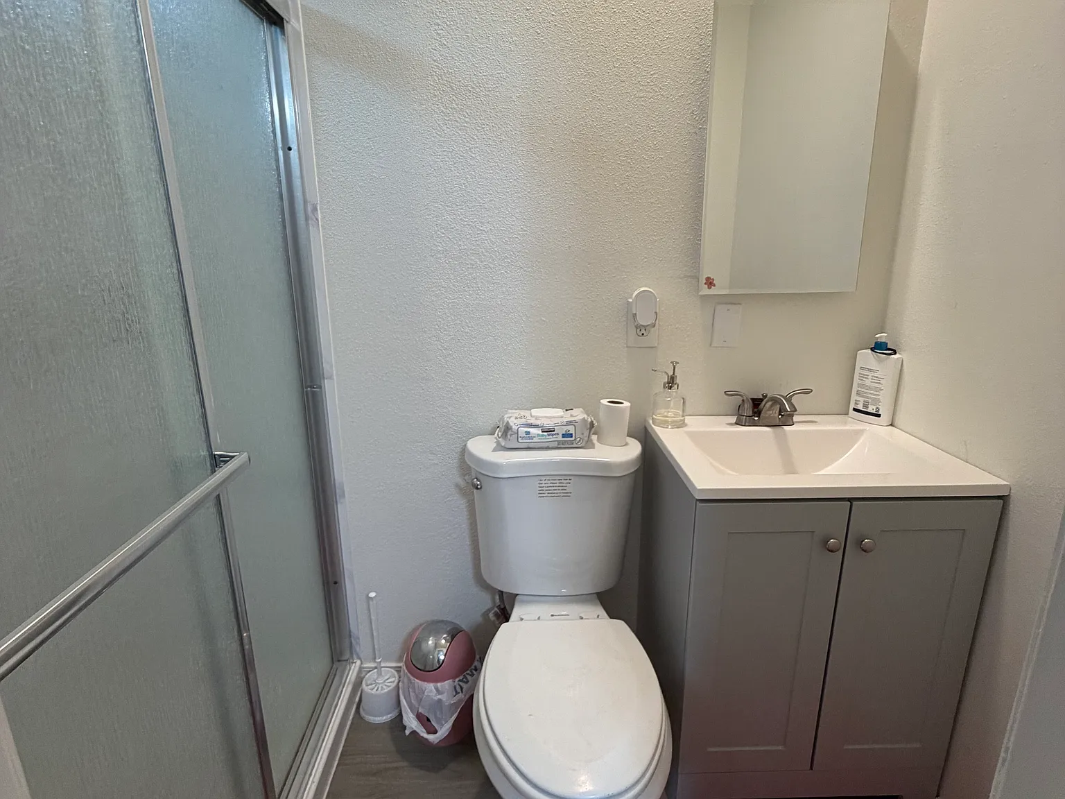 21120 Markham St — Photo 3