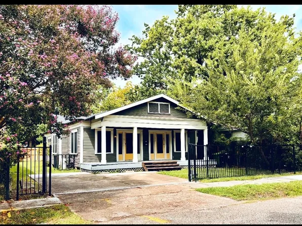 303 Northwood St, Houston, TX 77009