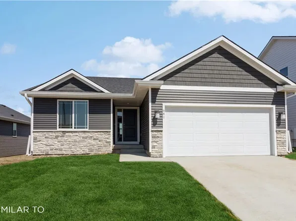 1901 E Clinton Pl, Indianola, IA 50125
