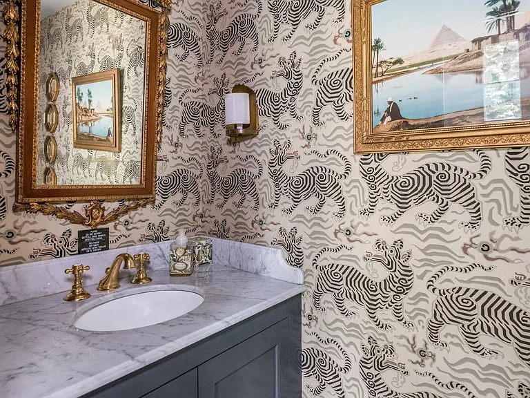 Powder Room