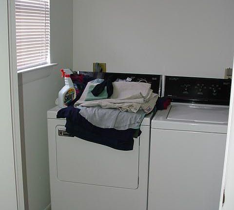 5th image of 1134 Kathy Ln