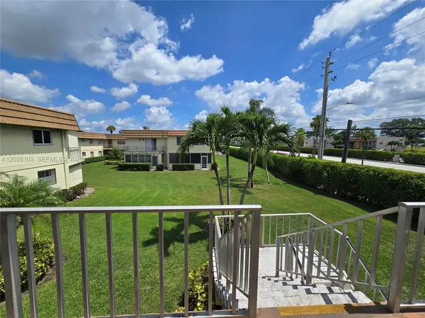 121 Saxony E #121-C, Delray Beach, FL 33446
