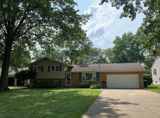 162 Westgate Ave, Wadsworth, OH 44281