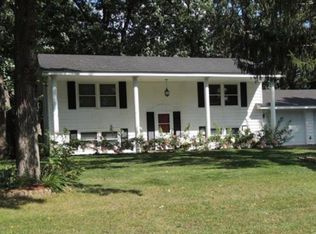 1029 W River Pkwy, Champlin, MN 55316