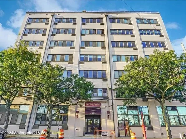 10 Bay Street Lndg APT 2L, Staten Island, NY 10301