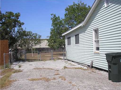 2nd image of 5234 Williams Dr