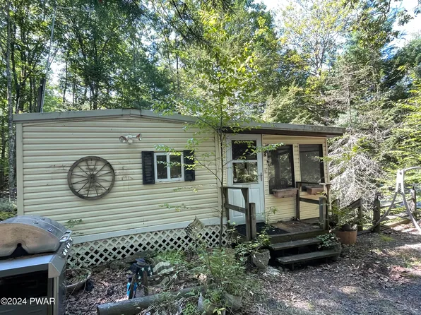 (undisclosed Address), Shohola, PA 18458